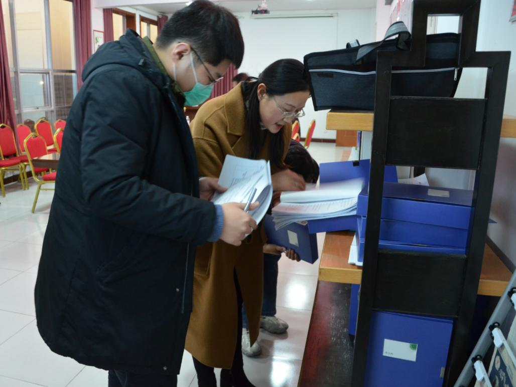省工会调研组赴大地调研“工友创业园”建设情况(图1) 省工会调研组赴大地调研“工友创业园”建设情况(图1)